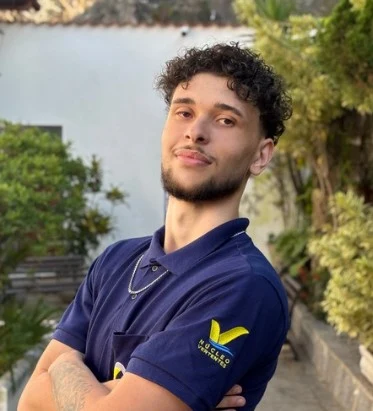 Enzo Vittorio, Assessor de Marketing